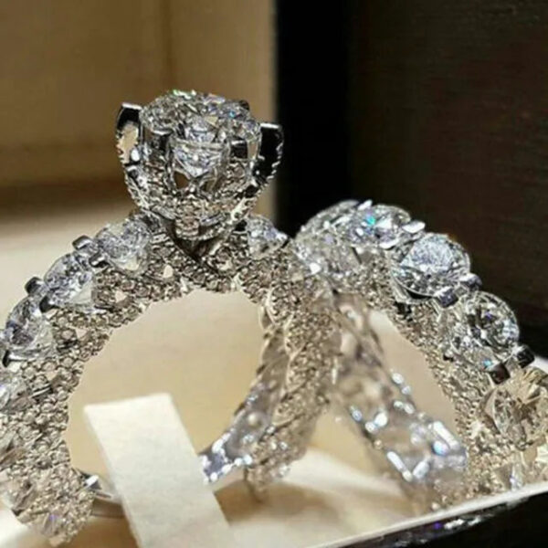 Elegant Zircon Silver Engagement & Wedding Ring Set