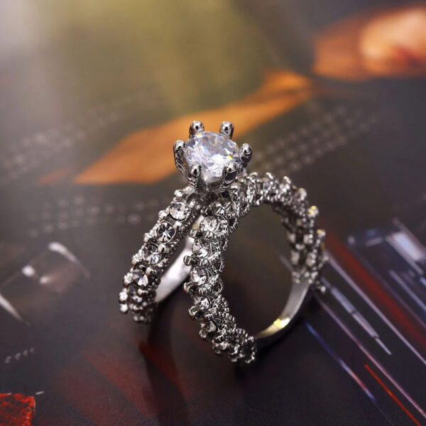 Elegant Zircon Silver Engagement & Wedding Ring Set